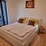 Quiet 1-Bedroom In A Basement Of New Villa